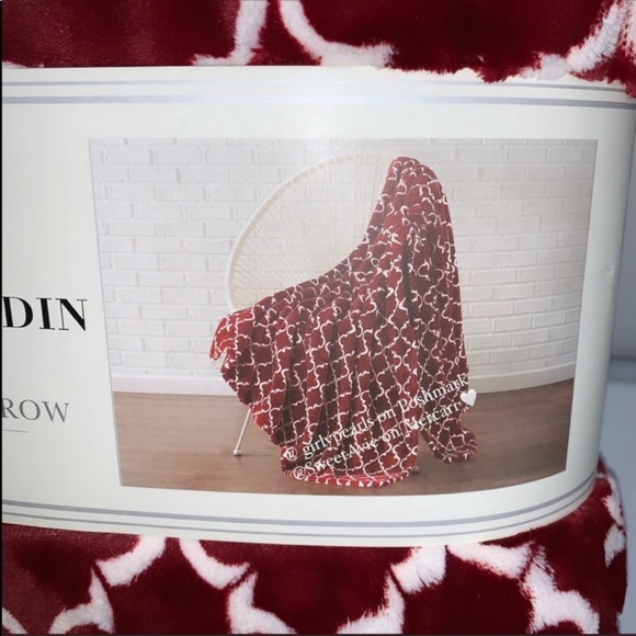 Monte & Jardin Ultra Plush Throw Blanket N… - Picture 6 of 6